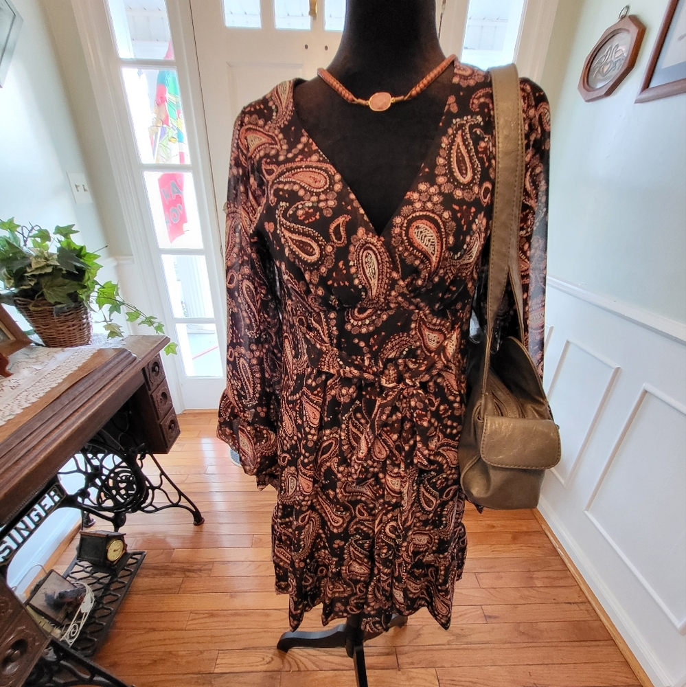 Betsy Johnson Paisley Black and Brown  Faux Wrap Dress sz 4 Boho Festival NWOT